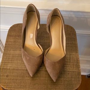 Sexy tan pumps - faux suede